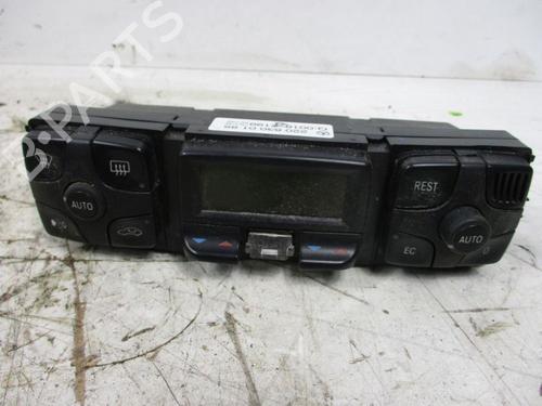 Used Climate control MERCEDES-BENZ S-CLASS (W220) S 430 (220.070, 220.170) (279 hp) 18797154