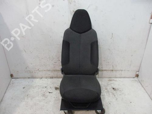 Used Right front seat TOYOTA AYGO (_B1_) 1.0 (KGB10_, KGB10R) (68 hp) 19293466