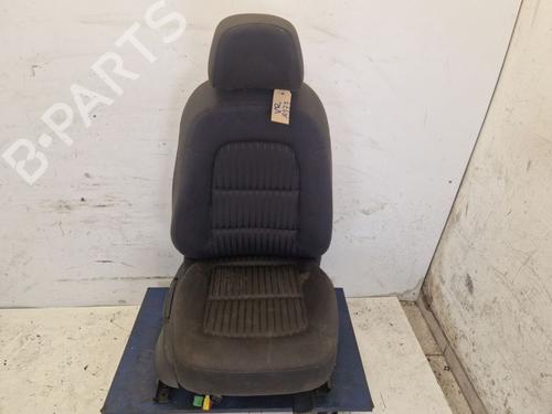 Sæde højre fortil AUDI A4 B8 Avant (8K5) 2.0 TDI (120 hp) 25013837