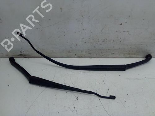 front-windshield-wiper-arm-honda-hr-v-ru-2014-38506377 main image