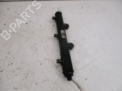 Injection rail PEUGEOT 407 Coupe (6C_) 2.7 HDi | BP37123990M98 - Image 3