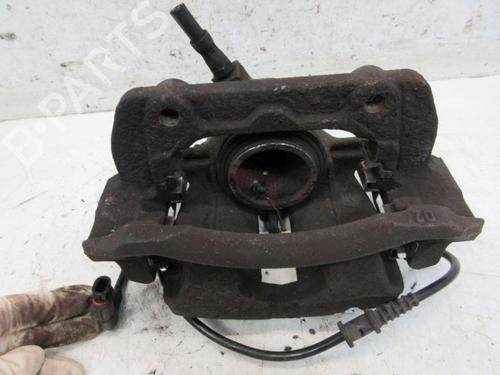 Used Right front brake caliper MERCEDES-BENZ CLK Convertible (A209) CLK 200 Kompressor (209.442) (163 hp) 29087471