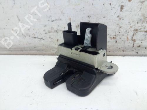 Used Tailgate lock VW POLO V (6R1, 6C1) 1.2 (70 hp) 28101359