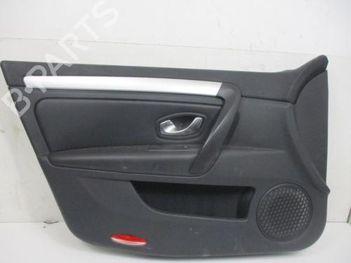 Used Front left panel Front left panel 37114333 37114333