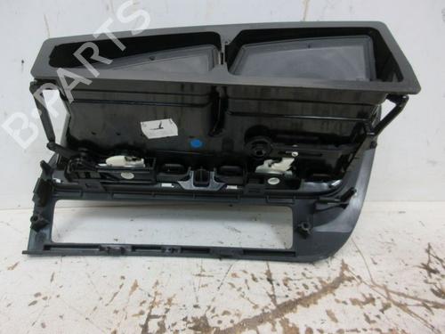 Air vent PEUGEOT 5008 (0U_, 0E_) 2.0 HDi | BP29094575I21 