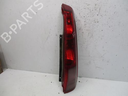 Used Right taillight NISSAN X-TRAIL I (T30) 2.2 dCi 4x4 (136 hp) 18803379