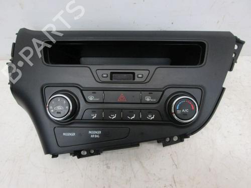Used Climate control Climate control 38506969 38506969