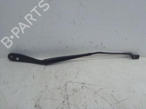 front-windshield-wiper-arm-bmw-x5-g05-f95-2018-37139190 main image