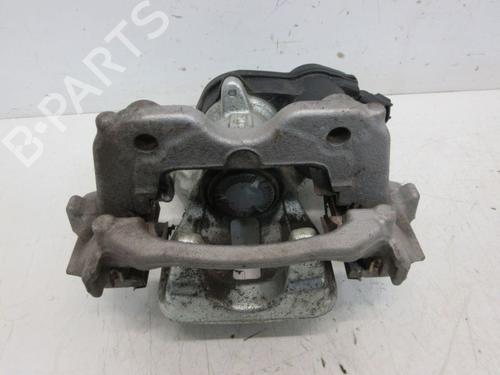 Used Right rear brake caliper TOYOTA YARIS (_P21_, _PA1_, _PH1_) 1.5 Hybrid (MXPH10, MXPH11) (116 hp) 23024819