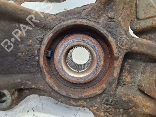 Right front steering knuckle VOLVO V70 II (285) D5 | BP29523578M26