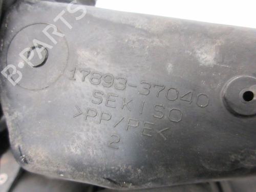 Air filter box TOYOTA PRIUS (_W3_) 1.8 Hybrid (ZVW3_) | BP31260426M87