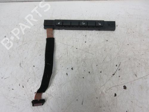 Used Switch BMW 3 (E90) 335 xi (306 hp) 23111023