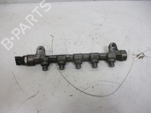Used Injection rail Injection rail 38026806 38026806