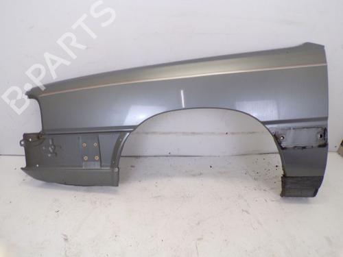 Used Left front fenders Left front fenders 37117100 37117100