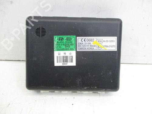 Used Control unit HYUNDAI TUCSON (JM) 2.0 (141 hp) 30667900