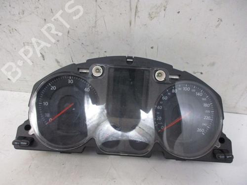 display-monitor-vw-passat-b6-variant-3c5-2005-2006-2007-2008-2009-2010-2011-37116195 main image