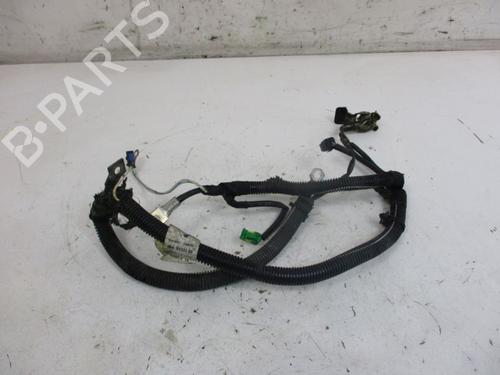 Used Wiring harness Wiring harness 37115083 37115083