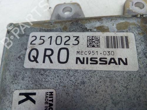 Engine control unit (ECU) NISSAN QASHQAI I (J10, NJ10) 2.0 | BP31703057M57 