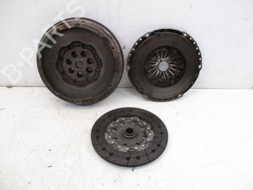 Flywheel MITSUBISHI ASX (GA_W_) 1.8 DI-D (GA6W) | BP37121110M101 - Image 1