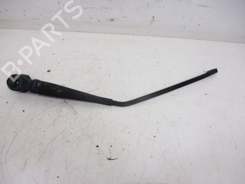 Used Front windshield wiper arm Front windshield wiper arm 37112353 37112353