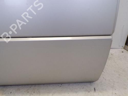 Right rear door LAND ROVER RANGE ROVER III (L322) 4.4 4x4 | BP26676821C5 