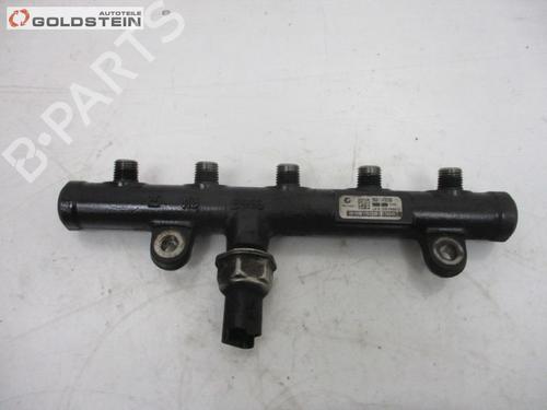 Used Injection rail Injection rail 38504113 38504113