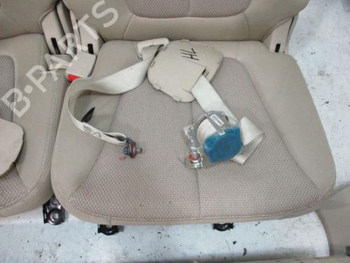 Rear seat HYUNDAI SANTA FÉ II (CM) 2.2 CRDi GLS 4x4 | BP30668065C17
