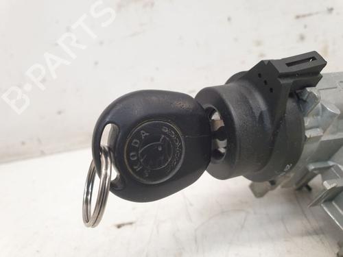 Ignition barrel SKODA YETI (5L) 1.2 TSI | BP34614679M48  - Image 5
