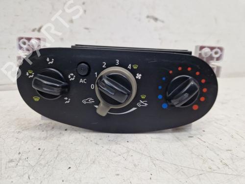 climate-control-dacia-duster-hs_-2010-2011-2012-2013-2014-2015-2016-2017-2018-34738483 main image