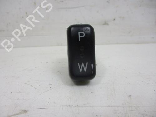 Used Front right seatbelt MERCEDES-BENZ VITO Bus (W638) 110 TD 2.3 (638.174) (98 hp) 18793982