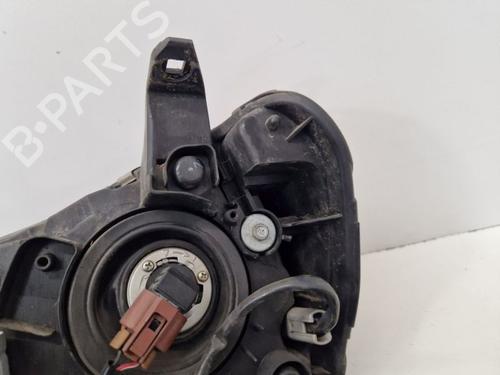 Right headlight MITSUBISHI LANCER VIII (CY_A, CZ_A) 1.8 (CY3A, CY6A) | BP31701998C29 