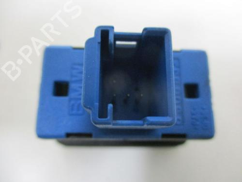 Switch BMW 7 (E38) 728 i, iL | BP37112018I30 - Image 3