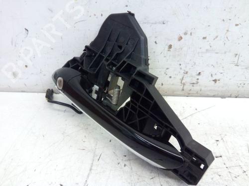 Used Front left exterior door handle MERCEDES-BENZ A-CLASS (W169) A 150 (169.031, 169.331) (95 hp) 26009585