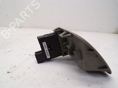 Switch OPEL VIVARO A Van (X83) 1.9 DI (F7) | BP37117393I30 - Image 4
