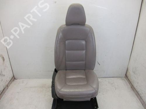 Used Right front seat VOLVO V70 III (135) 2.4 D (163 hp) 18795939
