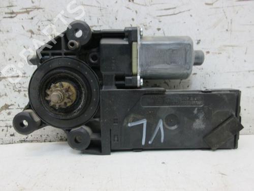 Left front window motor RENAULT MEGANE III Hatchback (BZ0/1_, B3_) 1.5 dCi | BP19298271E21 