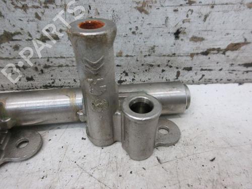 Injection rail PEUGEOT 2008 I (CU_) 1.2 THP 110 / PureTech 110 | BP37128113M98 - Image 4