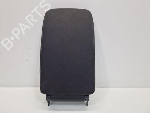 Apoyobrazos central VW GOLF VI (5K1) 1.2 TSI (86 hp) 31704029