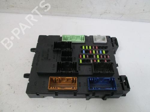 fuse-box-ford-focus-iii-2010-2011-2012-2013-2014-2015-2016-2017-2018-2019-2020-40163830 main image