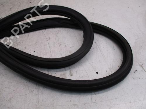 Rubber door seal VOLVO XC90 I (275) 2.5 T AWD | BP29092520C142 