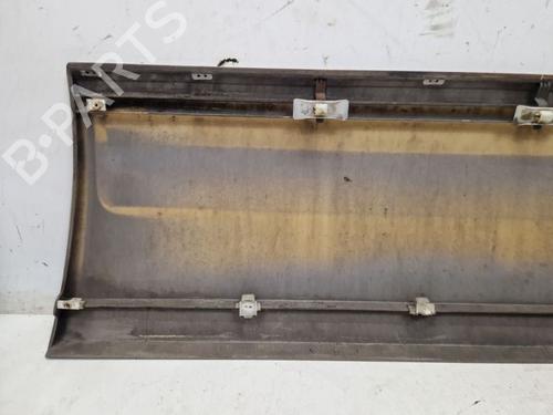 Front left wheel arch trim MERCEDES-BENZ 124 Saloon (W124) 300 D (124.130) | BP29103694C134 
