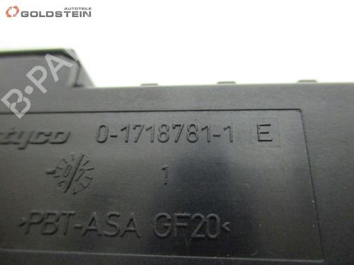 Fuse box MERCEDES-BENZ C-CLASS (W204) C 200 Kompressor (204.041) | BP25224020E1 