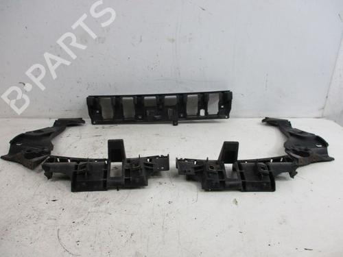 Used Rear bumper bracket VOLVO C30 (533) 1.6 (100 hp) 18791367