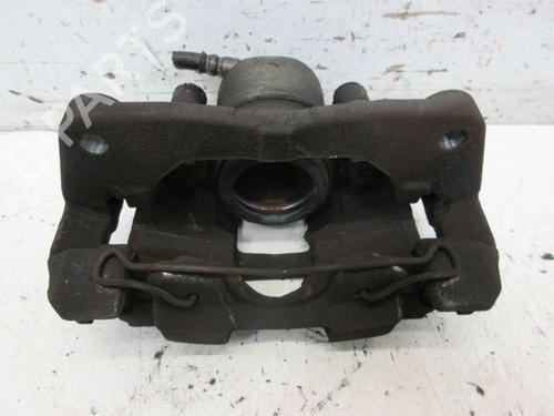 Bremssattel links vorne für TOYOTA YARIS (_P13_) 1.0 (KSP130) (72 hp) 29091411