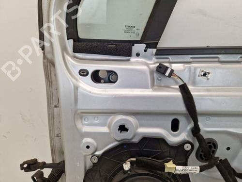 Right front door RENAULT CLIO IV Grandtour (KH_) 1.5 dCi 75 | BP32101200C3 