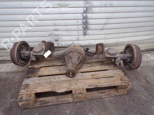 Used Rear axle NISSAN PATHFINDER II (R50) 3.5 V6 4WD (220 hp) 31588594