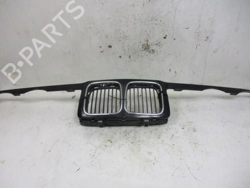 Used Grille BMW 5 (E34) 520 i (129 hp) 25602358