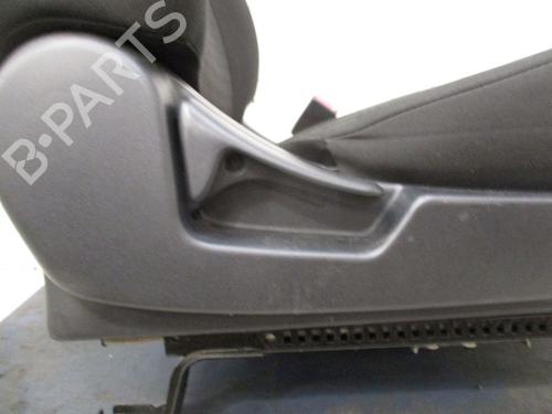 Right front seat MITSUBISHI LANCER VIII Sportback (CX_A) 1.6 MIVEC | BP29093513C16 