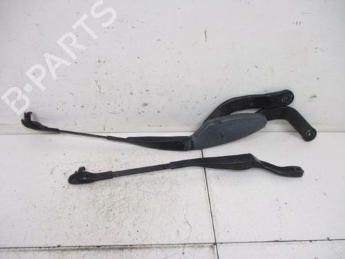 Used Front windshield wiper arm MERCEDES-BENZ E-CLASS (W211) E 200 Kompressor (211.042) (163 hp) 18790555