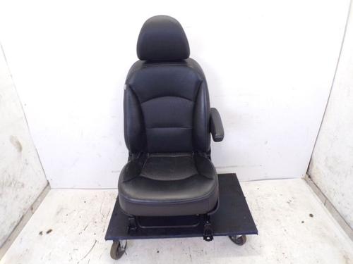 Used Right front seat MITSUBISHI GRANDIS (NA_W) 2.0 DI-D (NA8W) (136 hp) 18802429